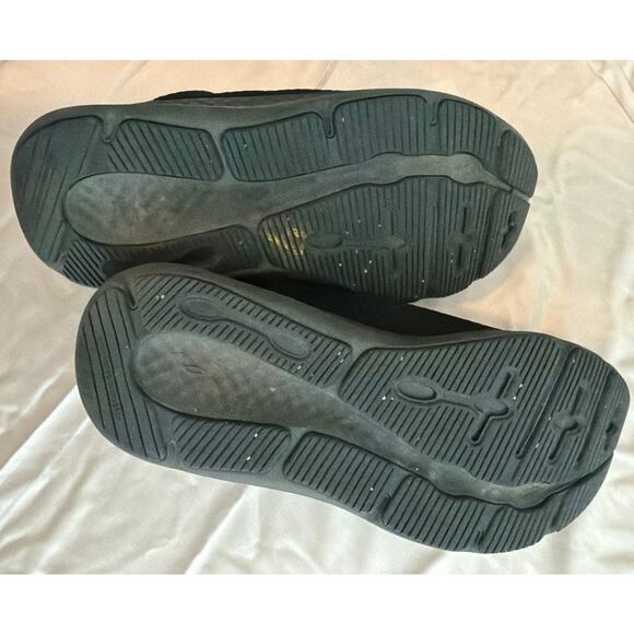 Women's Under Armour Charged Pursuit 3 Freedom Shoes #3026540-001 Size 9 - Picture 8 of 8